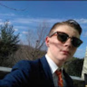 Meet your Posher, Caden